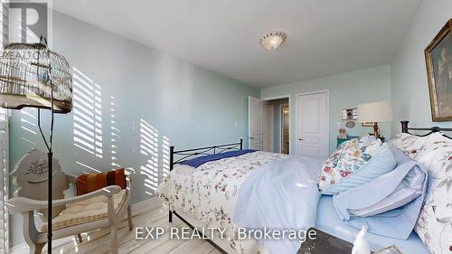 Ph6 - 29 Northern Heights Drive, Richmond Hill, ON - Indoor Photo Showing Bedroom