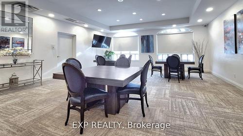 Ph6 - 29 Northern Heights Drive, Richmond Hill, ON - Indoor Photo Showing Dining Room