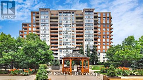 Ph6 - 29 Northern Heights Drive, Richmond Hill, ON - Outdoor With Facade