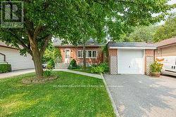 80 VANBRUGH AVENUE  Toronto, ON M1N 3T3