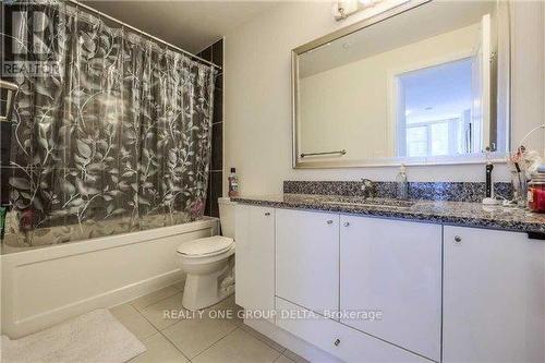 2304 - 55 Eglinton Avenue W, Mississauga, ON - Indoor Photo Showing Bathroom