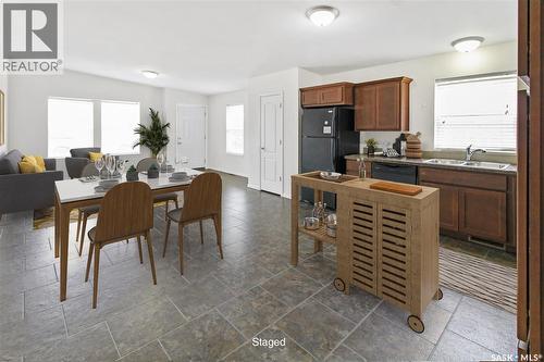 B 8470 Howard Avenue, Gull Lake, SK - Indoor