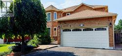 17 GOODWOOD DRIVE  Whitby, ON L1N 8K5