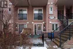 195 - 4975 SOUTHAMPTON DRIVE  Mississauga, ON L5M 7P9