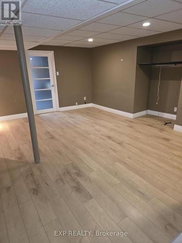 1296 Valerie Crescent W, Oakville, ON - Indoor Photo Showing Other Room