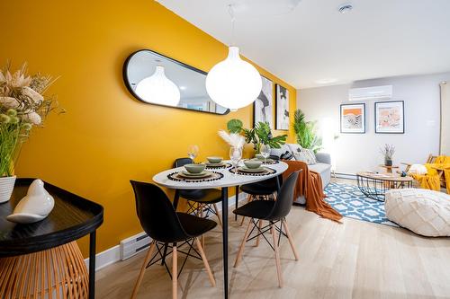 Salle à manger - 3887 Rue Mackay, Longueuil (Saint-Hubert), QC - Indoor Photo Showing Dining Room