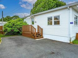 29 Chebogue Lane  Woodlawn, NS B2W 1R3