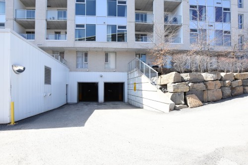 Garage - 403-281 Ch. Du Bas-De-Ste-Thérèse, Blainville, QC - Outdoor