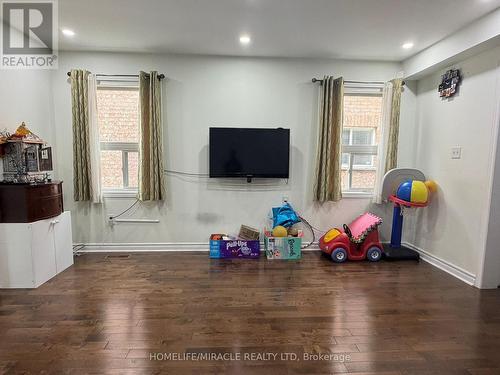 3252 Equestrian Crescent, Mississauga, ON - Indoor Photo Showing Other Room