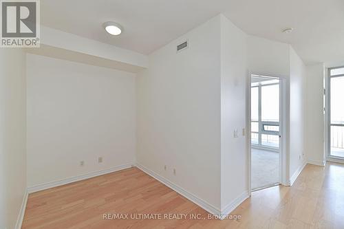 1104 - 2325 Central Park Drive, Oakville, ON - Indoor Photo Showing Other Room