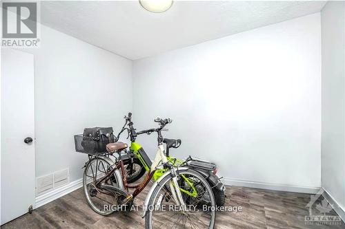 333 Levis Avenue, Ottawa, ON - Indoor Photo Showing Other Room