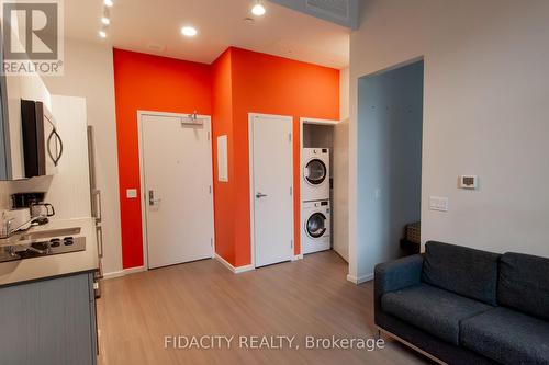 216 - 105 Champagne Avenue S, Ottawa, ON - Indoor
