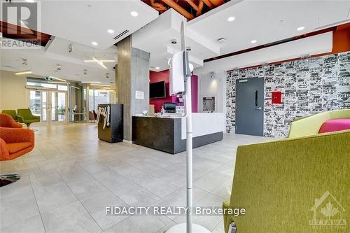 1119 - 105 Champagne Avenue S, Ottawa, ON - Indoor Photo Showing Other Room