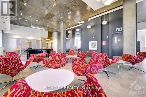 1119 - 105 Champagne Avenue S, Ottawa, ON - Indoor