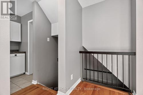 606 Tanguay Court, Ottawa, ON - Indoor Photo Showing Other Room