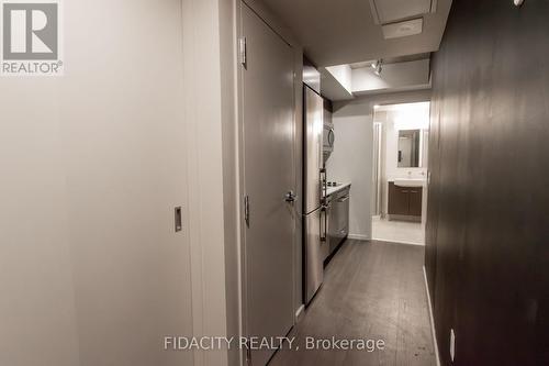 2315 - 105 Champagne Avenue S, Ottawa, ON - Indoor Photo Showing Other Room