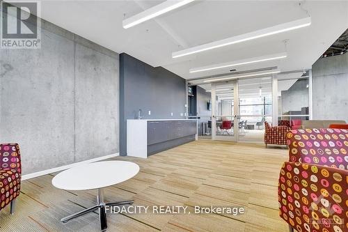 2911 - 105 Champagne Avenue S, Ottawa, ON - Indoor