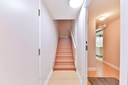 5275 Thornwood Drive, Mississauga, ON - Indoor Photo Showing Other Room