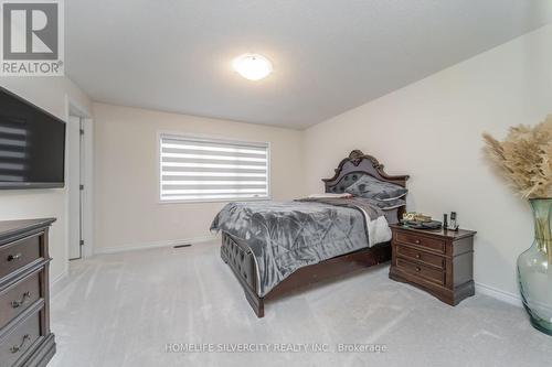 96 Brown Street, Erin, ON - Indoor Photo Showing Bedroom