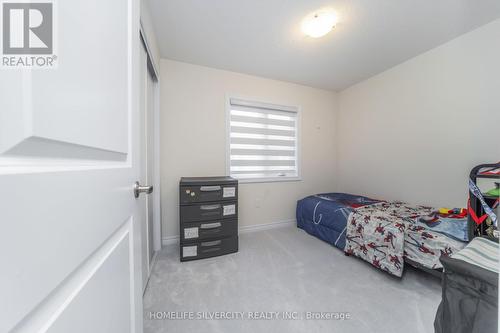 96 Brown Street, Erin, ON - Indoor Photo Showing Bedroom