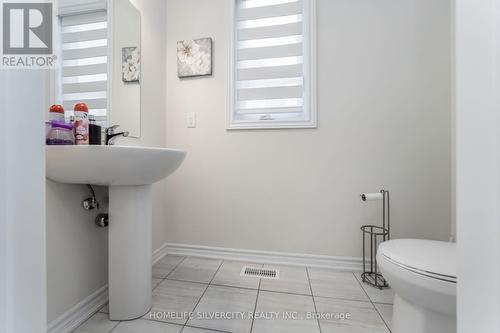 96 Brown Street, Erin, ON - Indoor Photo Showing Bathroom