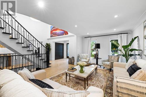 5103 Royal Mills Court, Mississauga, ON - Indoor Photo Showing Living Room