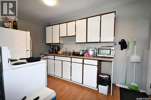 110 7Th Avenue S, Big River, SK - Indoor Photo Showing Kitchen