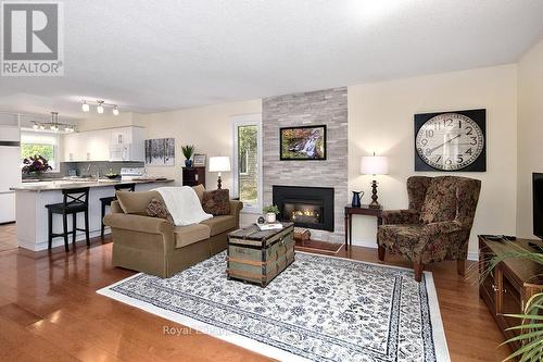 134 Escarpment Crescent, Collingwood, ON - Indoor Photo Showing Living Room With Fireplace