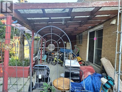 7585 Wrenwood Crescent, Mississauga, ON - Outdoor