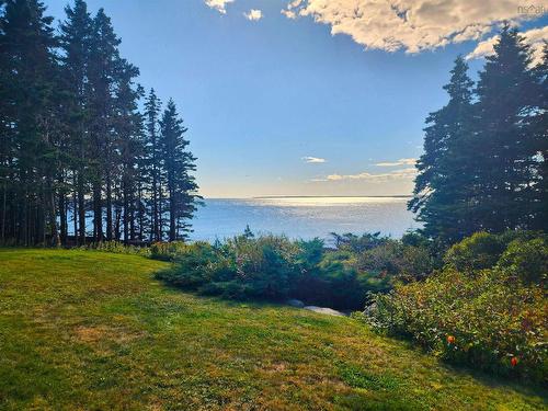 20 Pierce Point Road, Western Head, NS 