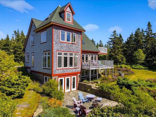 20 Pierce Point Road, Western Head, NS 