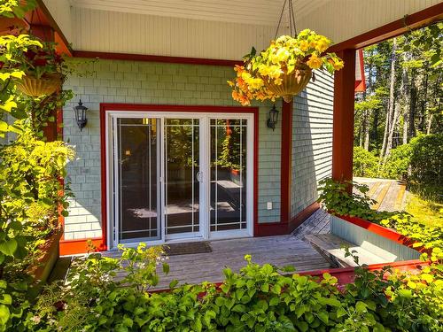 20 Pierce Point Road, Western Head, NS 