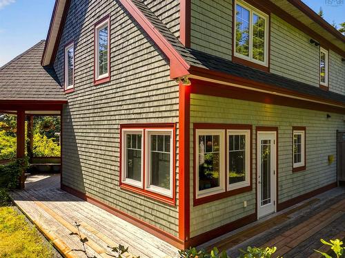 20 Pierce Point Road, Western Head, NS 