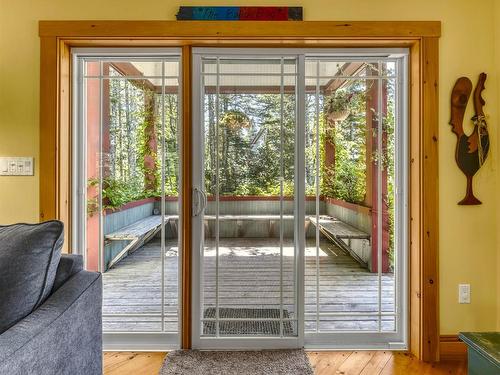 20 Pierce Point Road, Western Head, NS 