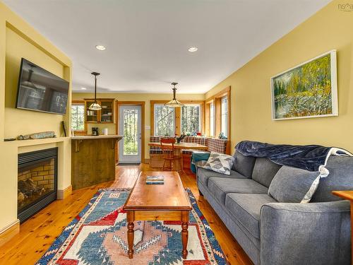 20 Pierce Point Road, Western Head, NS 