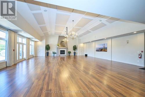 Community Center - Studio - 32 Sunrise Court, Fort Erie (Ridgeway), ON - Indoor