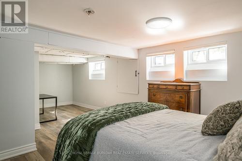 3 Oakwood Place, Hamilton, ON - Indoor Photo Showing Bedroom