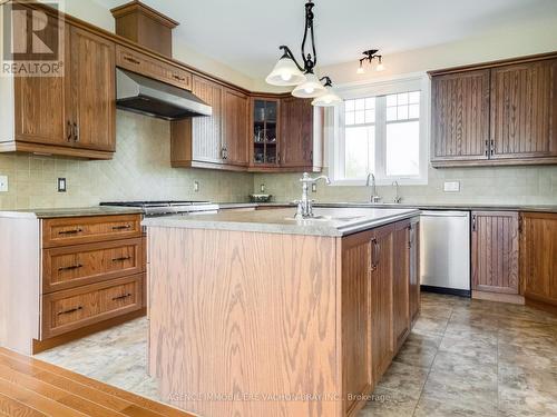 18668 Concession 2 Road, North Glengarry, ON - Indoor Photo Showing Kitchen