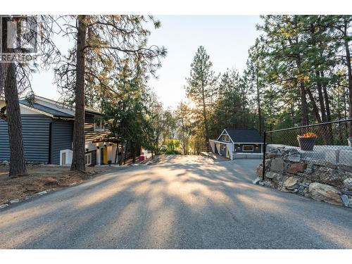 5555 Stubbs Road, Lake Country, BC - Outdoor