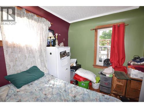 2201 34 Street, Vernon, BC - Indoor Photo Showing Bedroom