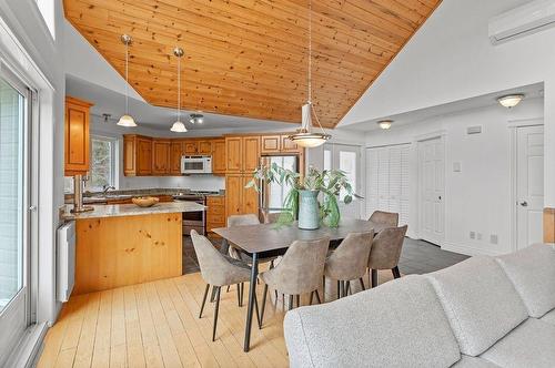 Salle à manger - 40 Ch. Des Catalpas, La Conception, QC - Indoor Photo Showing Other Room