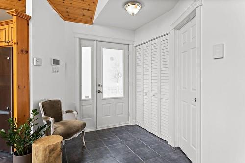 Hall d'entrée/Vestibule - 40 Ch. Des Catalpas, La Conception, QC - Indoor Photo Showing Other Room