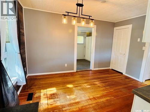 520 1St Street, North Portal, SK - Indoor Photo Showing Other Room