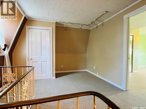 520 1St Street, North Portal, SK - Indoor Photo Showing Other Room