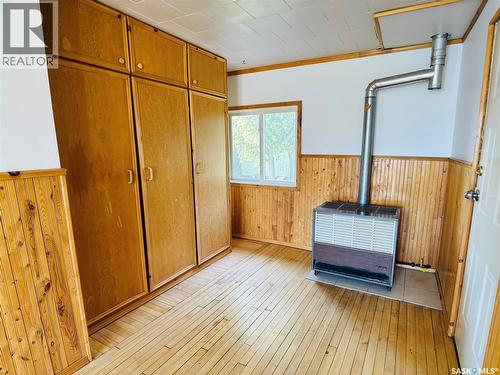 520 1St Street, North Portal, SK - Indoor Photo Showing Other Room