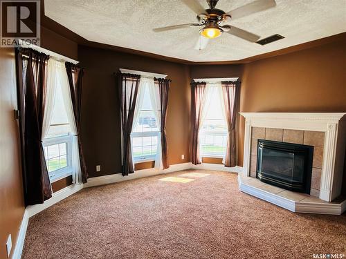 520 1St Street, North Portal, SK - Indoor With Fireplace