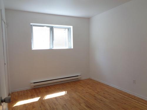 Bedroom - 1-12365 Av. Hurteau, Montréal (Montréal-Nord), QC - Indoor Photo Showing Other Room
