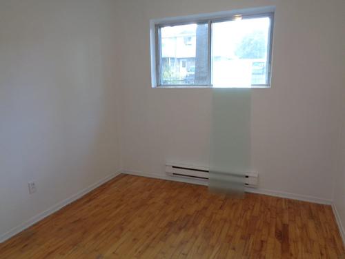 Chambre à coucher - 1-12365 Av. Hurteau, Montréal (Montréal-Nord), QC - Indoor Photo Showing Other Room