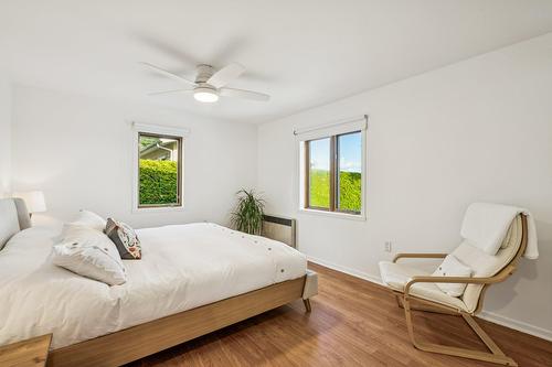 Chambre à coucher principale - 724 Av. De Venise O., Venise-En-Québec, QC - Indoor Photo Showing Bedroom