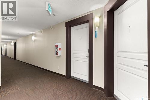 311 5301 Universal Crescent, Regina, SK - Indoor Photo Showing Other Room